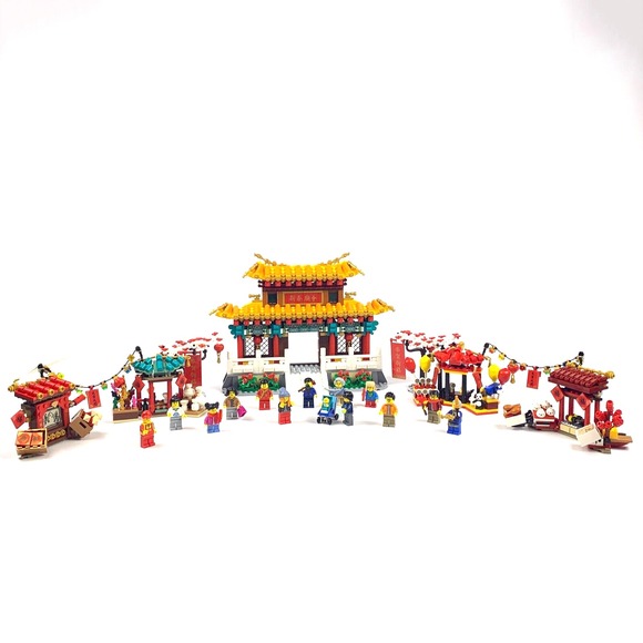 Lego 80105 Chinese New Year Temple Fair 100% Complete with Box & Manuals Retired - Picture 2 of 16